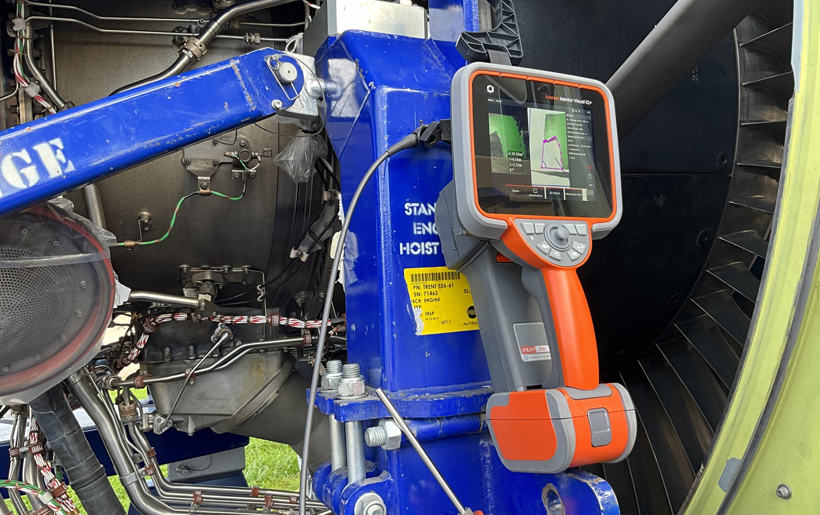 高清工業(yè)內(nèi)窺鏡檢查飛機輔助動力裝置APU